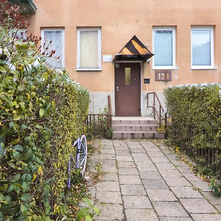 Beautiful Blue Sky By Renters アパート ワルシャワ