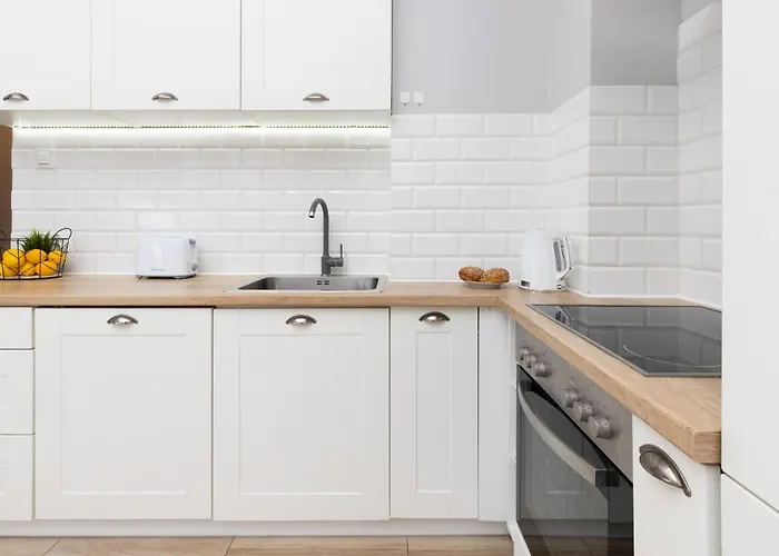 Beautiful Blue Sky By Renters * Warszawa