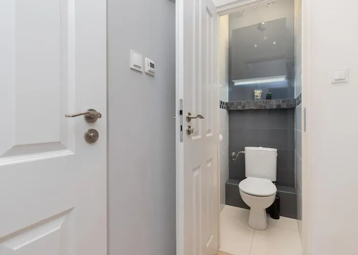 Beautiful Blue Sky By Renters *