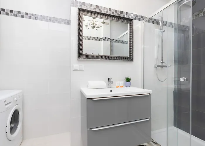 Beautiful Blue Sky By Renters Lejlighed *