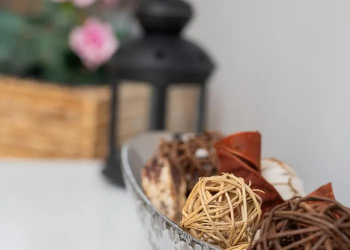 Beautiful Blue Sky By Renters Lejlighed *